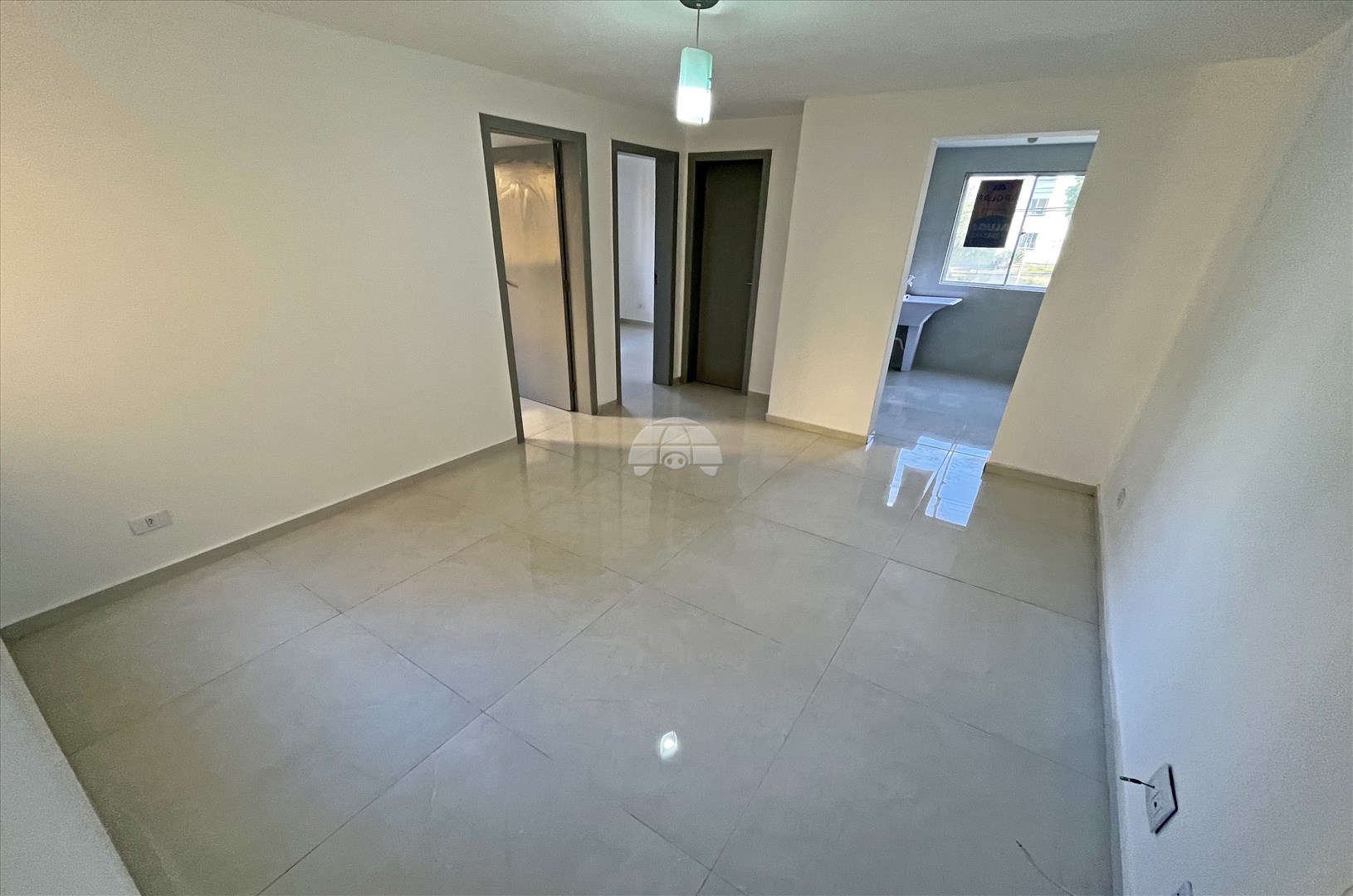 Apartamento para alugar em Sítio Cercado, Curitiba — Portal Chave Fácil