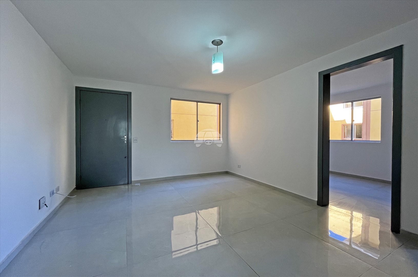 Apartamento para alugar em Sítio Cercado, Curitiba — Portal Chave Fácil