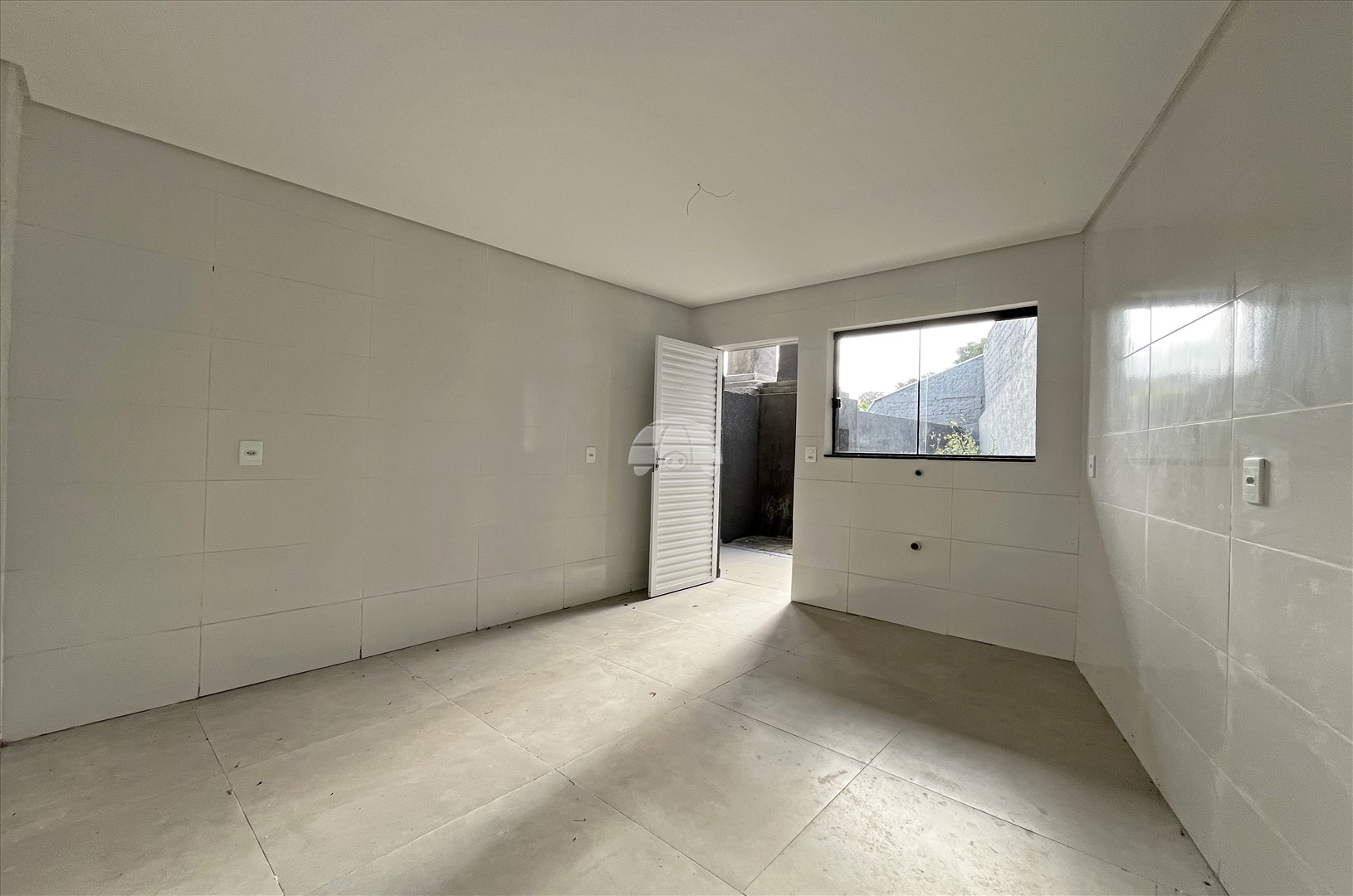 Casa à venda em Taboão, Curitiba — Portal Chave Fácil