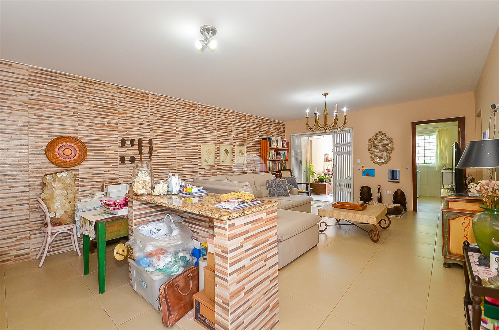 Casa à venda em São Braz, Curitiba — GOMES CONSULTOR IMOBILIARIO LTDA.