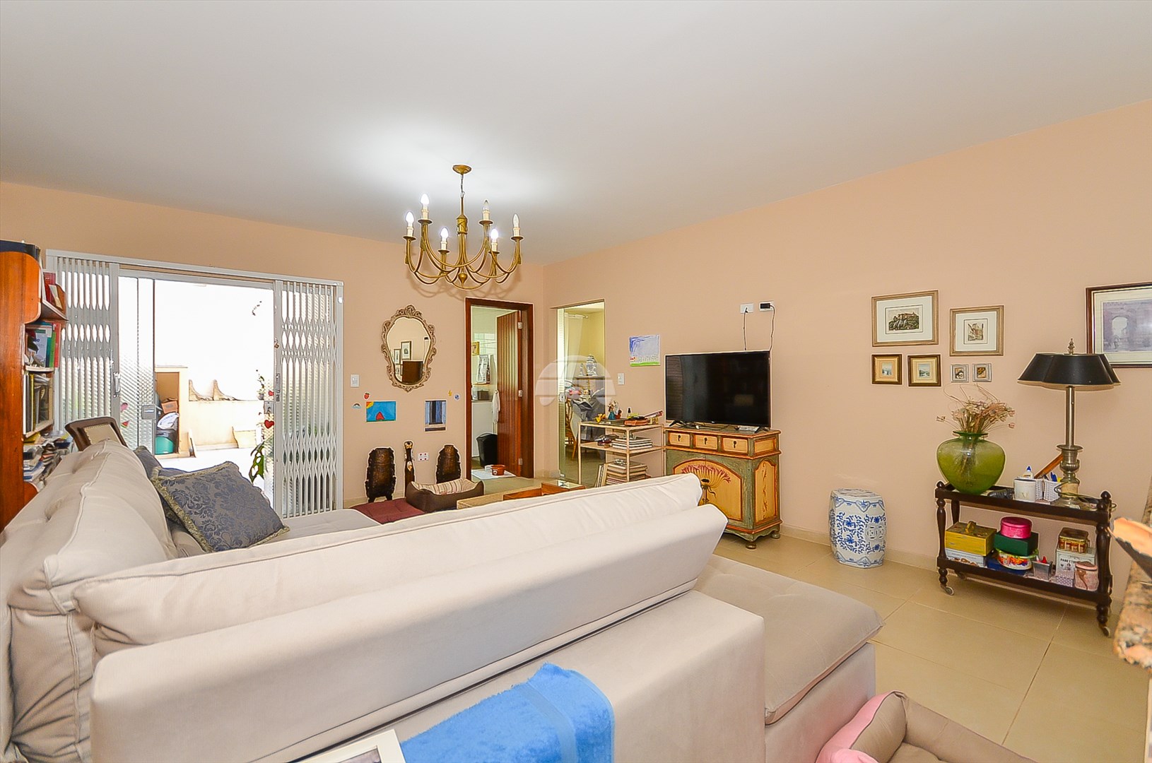 Casa à venda em São Braz, Curitiba — GOMES CONSULTOR IMOBILIARIO LTDA.