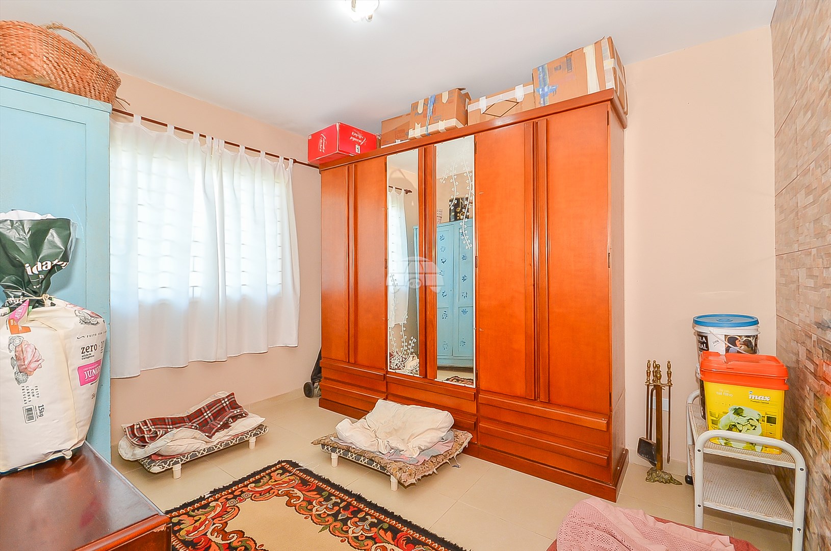 Casa à venda em São Braz, Curitiba — GOMES CONSULTOR IMOBILIARIO LTDA.