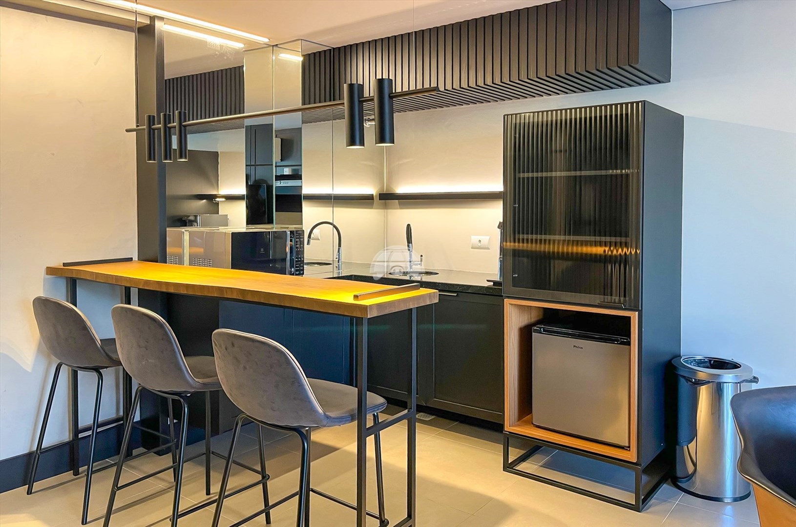 Apartamento à venda em Centro, Curitiba — TESTE 12342