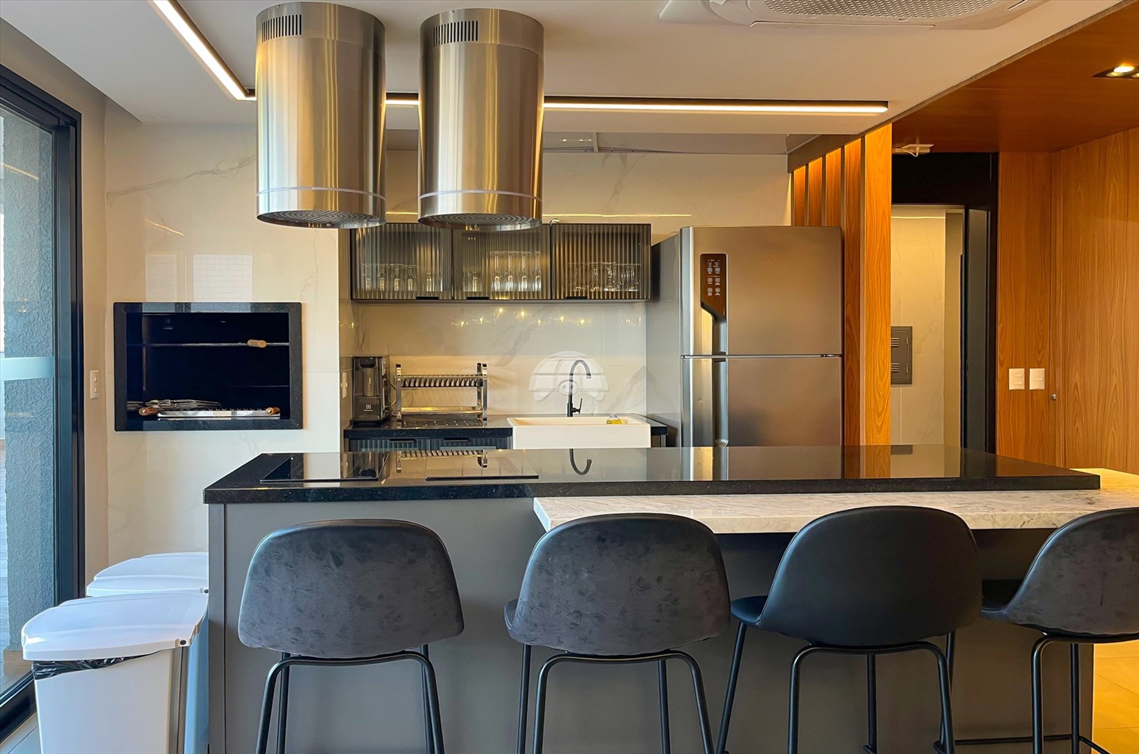 Apartamento à venda em Centro, Curitiba — TESTE 12342