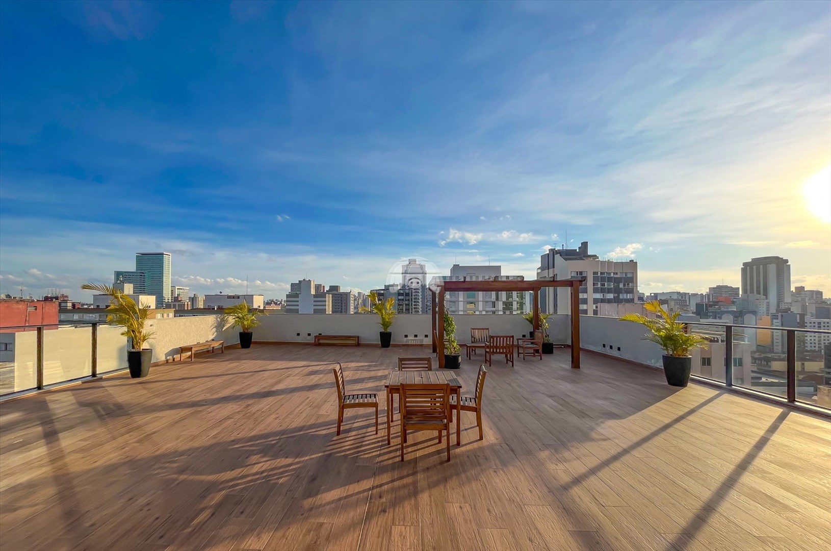 Apartamento à venda em Centro, Curitiba — TESTE 12342