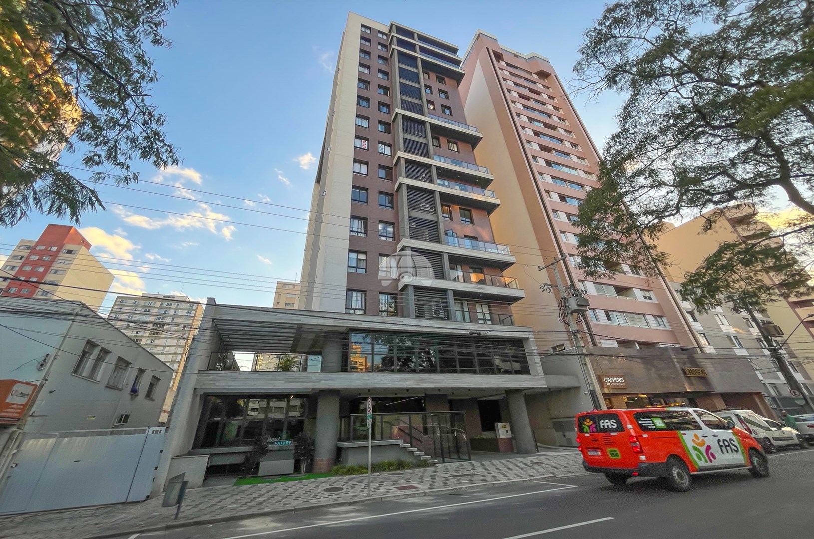 Apartamento à venda em Centro, Curitiba — TESTE 12342