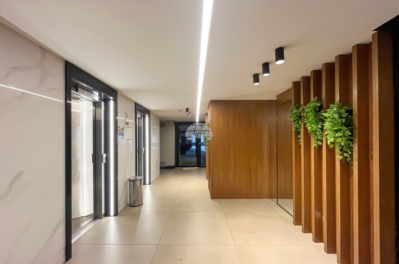 Apartamento à venda em Centro, Curitiba — TESTE 12342