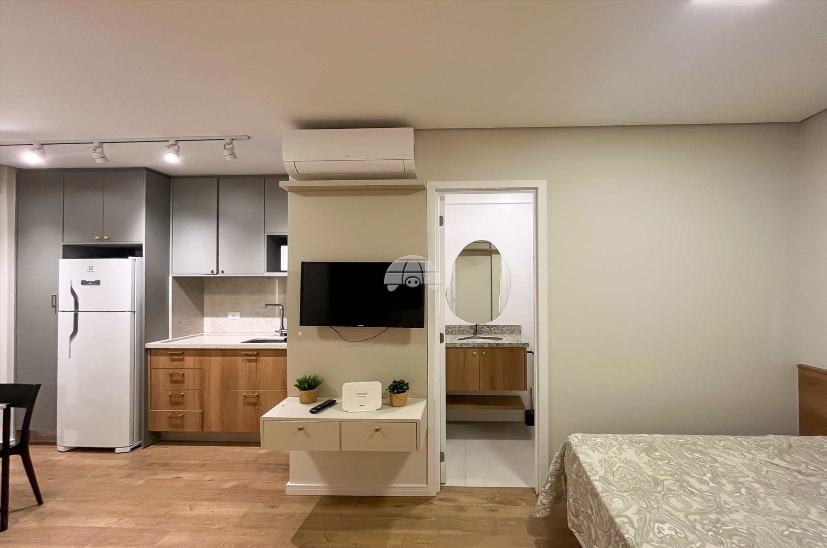 Apartamento à venda em Centro, Curitiba — TESTE 12342