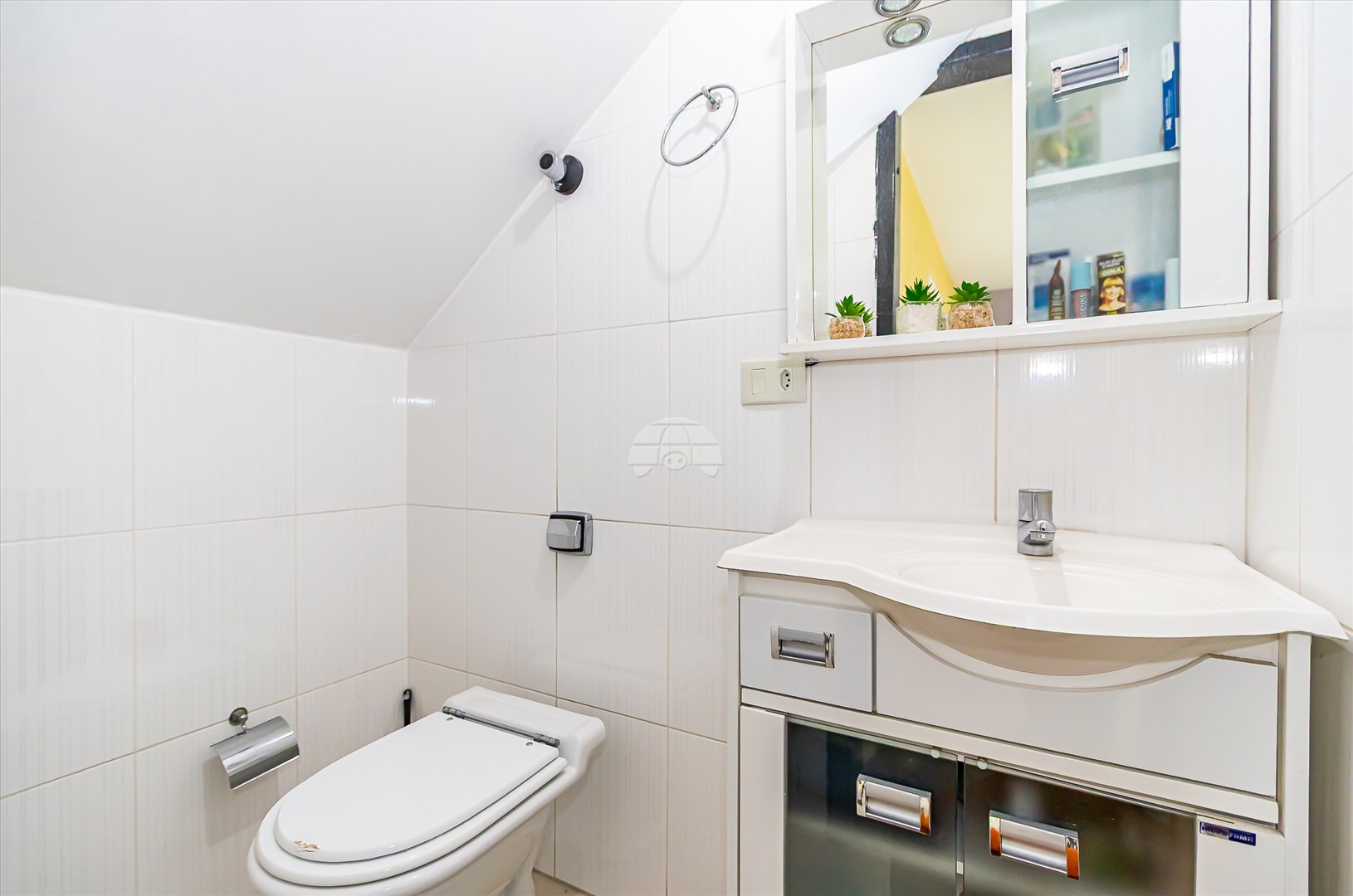 Casa à venda em Cajuru, Curitiba — Imobiliária Cilar