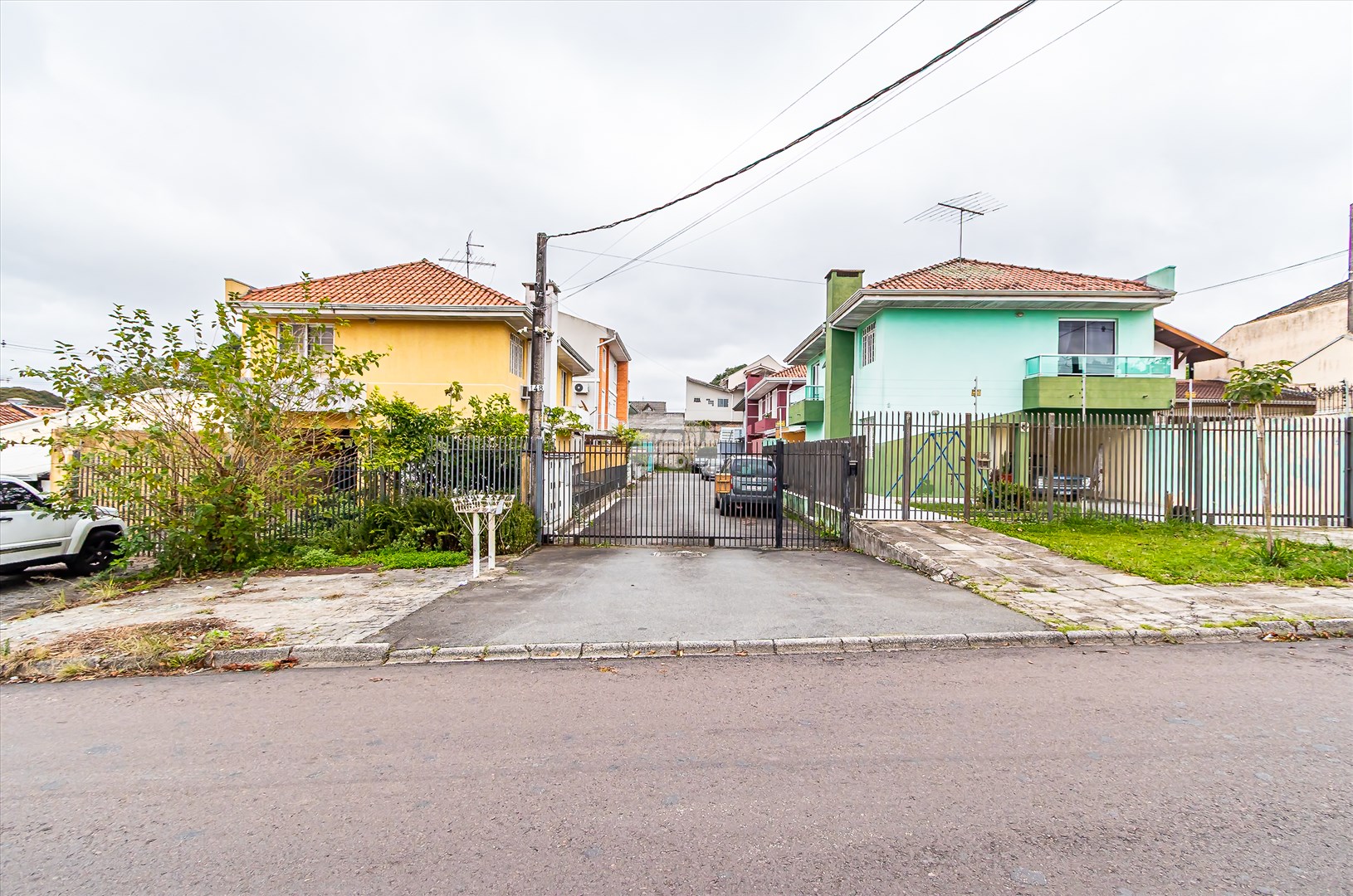 Casa à venda em Cajuru, Curitiba — Imobiliária Cilar