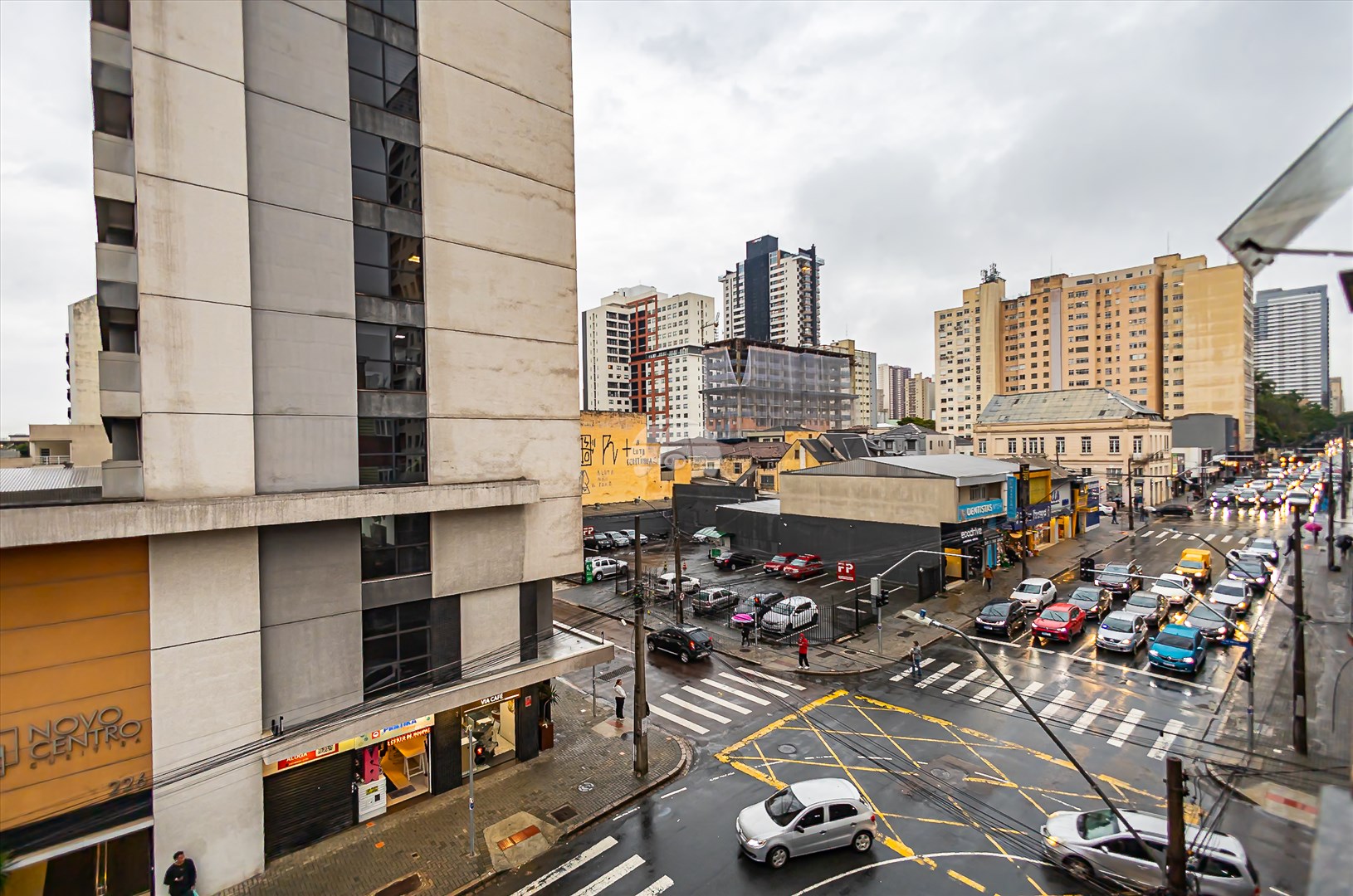 Apartamento à venda em Centro, Curitiba — Portal Chave Fácil