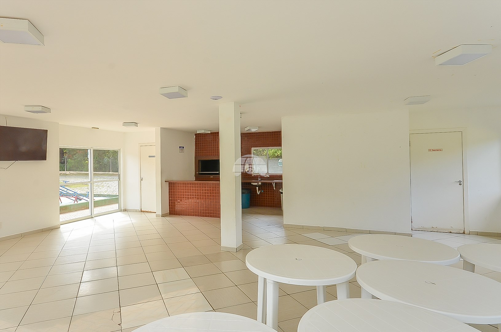 Apartamento à venda em Santa Cândida, Curitiba — GOMES CONSULTOR IMOBILIARIO LTDA.