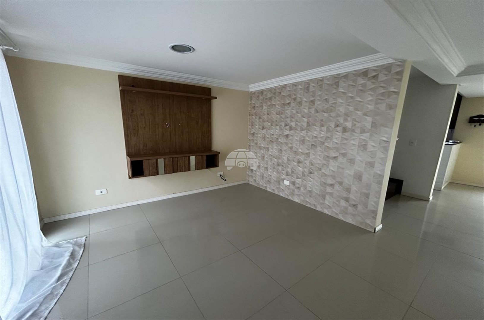 Sobrado à venda em Barreirinha, Curitiba — Portal Chave Fácil
