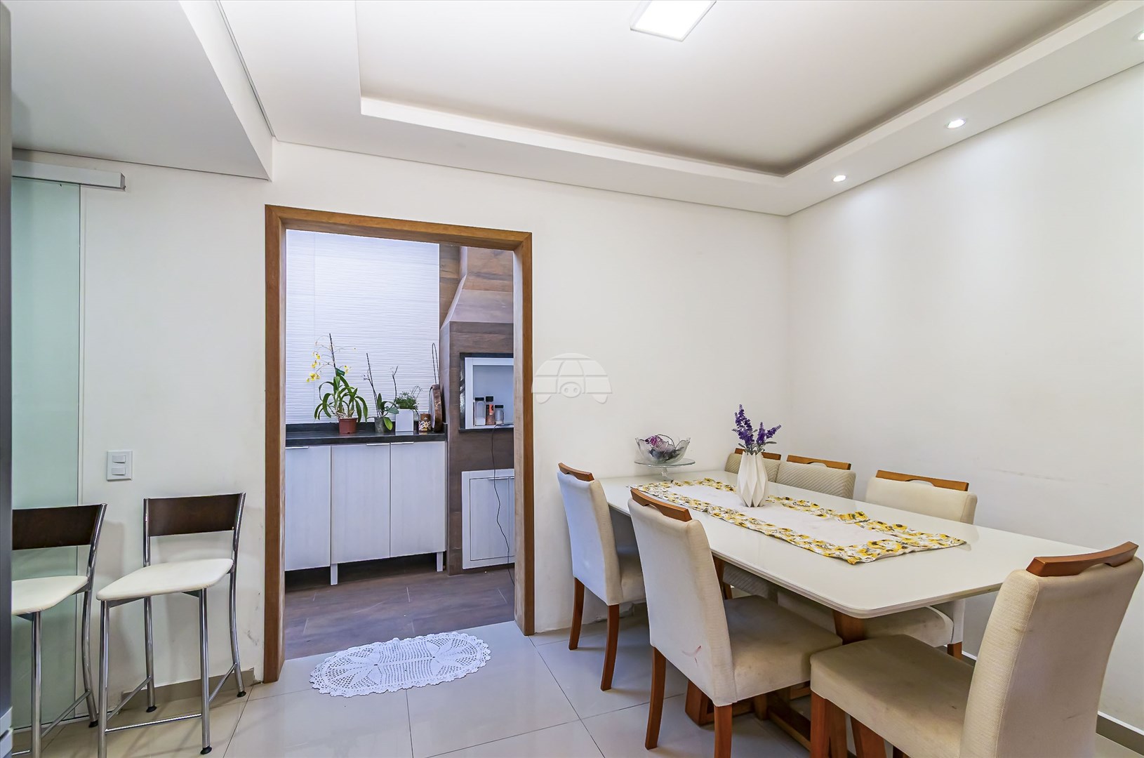 Casa à venda em Sítio Cercado, Curitiba — GOMES CONSULTOR IMOBILIARIO LTDA.