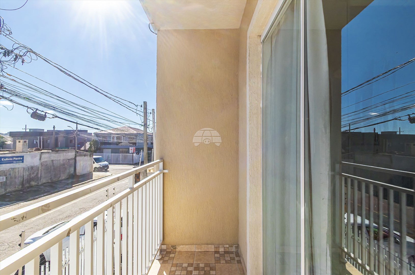 Casa à venda em Sítio Cercado, Curitiba — GOMES CONSULTOR IMOBILIARIO LTDA.