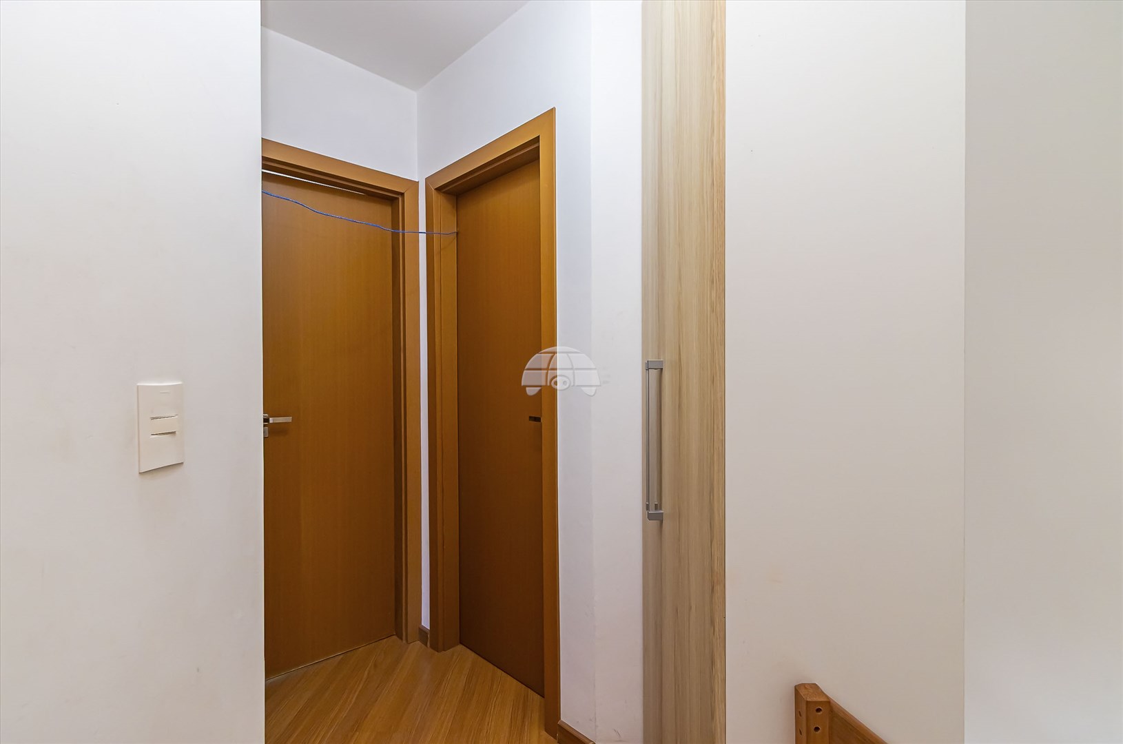 Casa à venda em Sítio Cercado, Curitiba — GOMES CONSULTOR IMOBILIARIO LTDA.