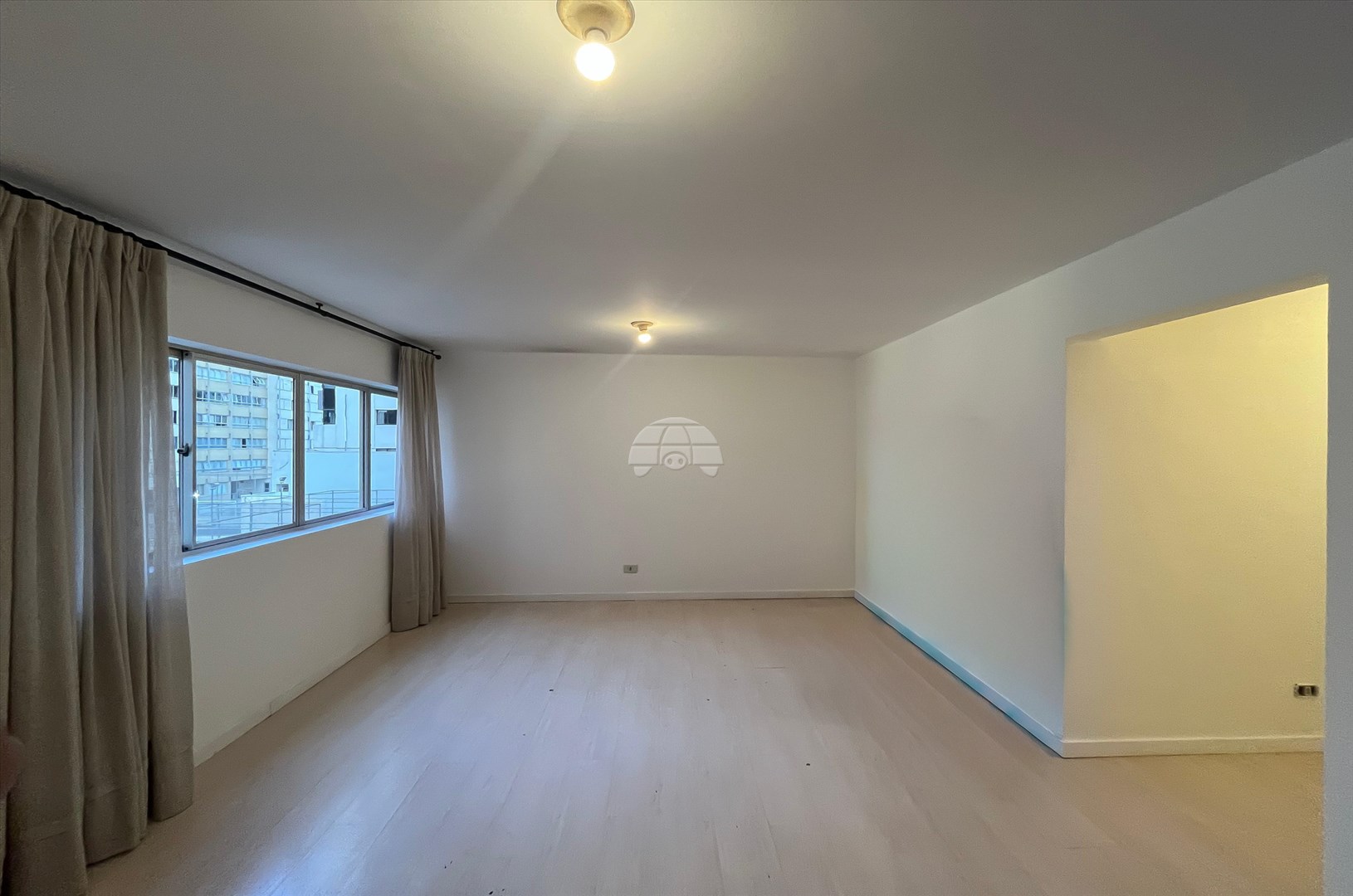 Apartamento Residencial para Locação no Bairro Bigorrilho ref. 88932 (9 / 10)