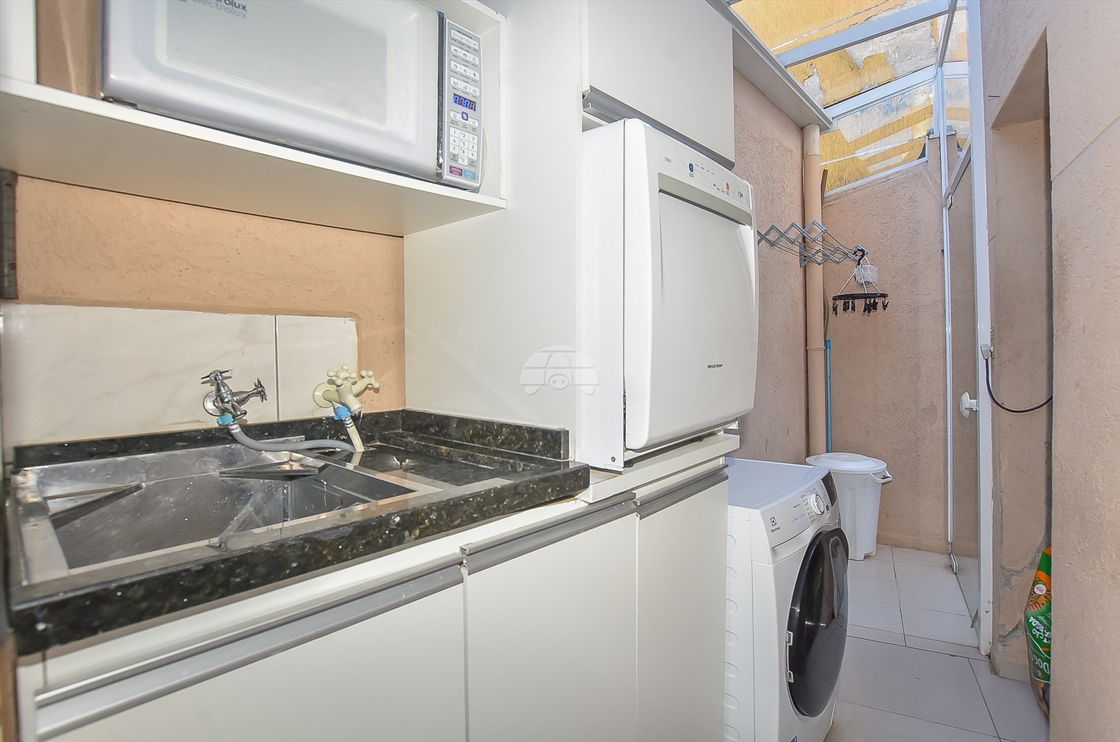 Casa à venda em Guabirotuba, Curitiba — Imóveis em Curitiba - Jamaica Imóveis