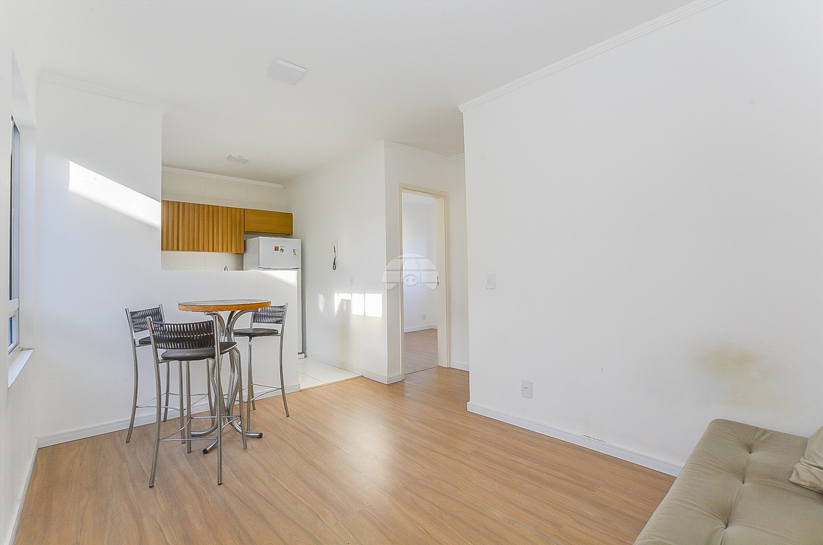 Apartamento à venda em Itaqui, Campo Largo — Portal Chave Fácil
