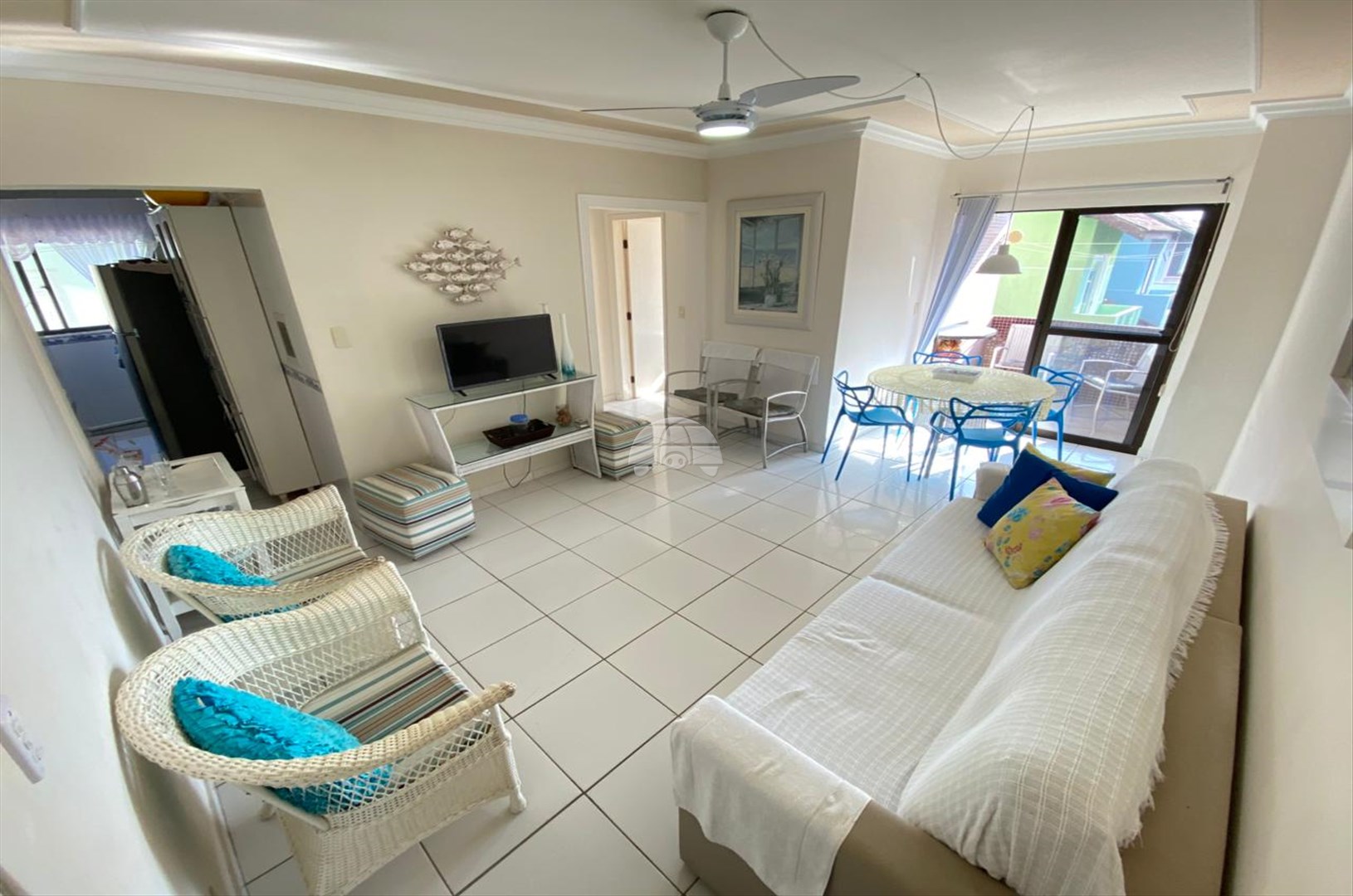 Apartamento à venda em Ipacarai, Matinhos — Portal Chave Fácil