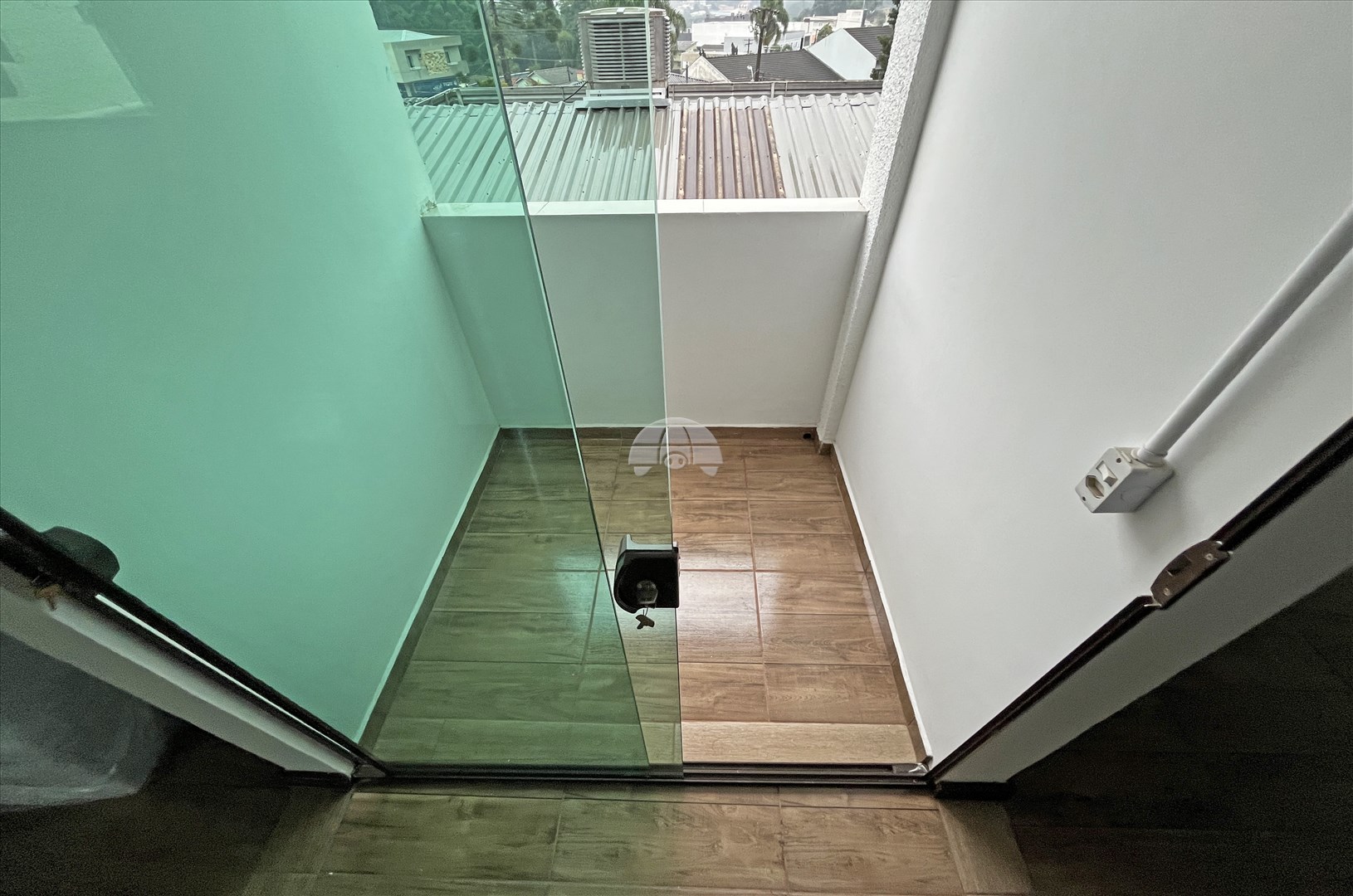 Sala/Conjunto Comercial para alugar em São Lourenço, Curitiba — Portal Chave Fácil