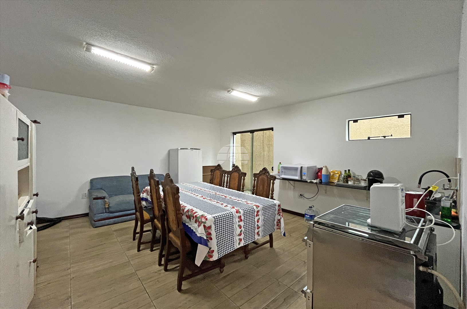 Sala/Conjunto Comercial para alugar em São Lourenço, Curitiba — Portal Chave Fácil