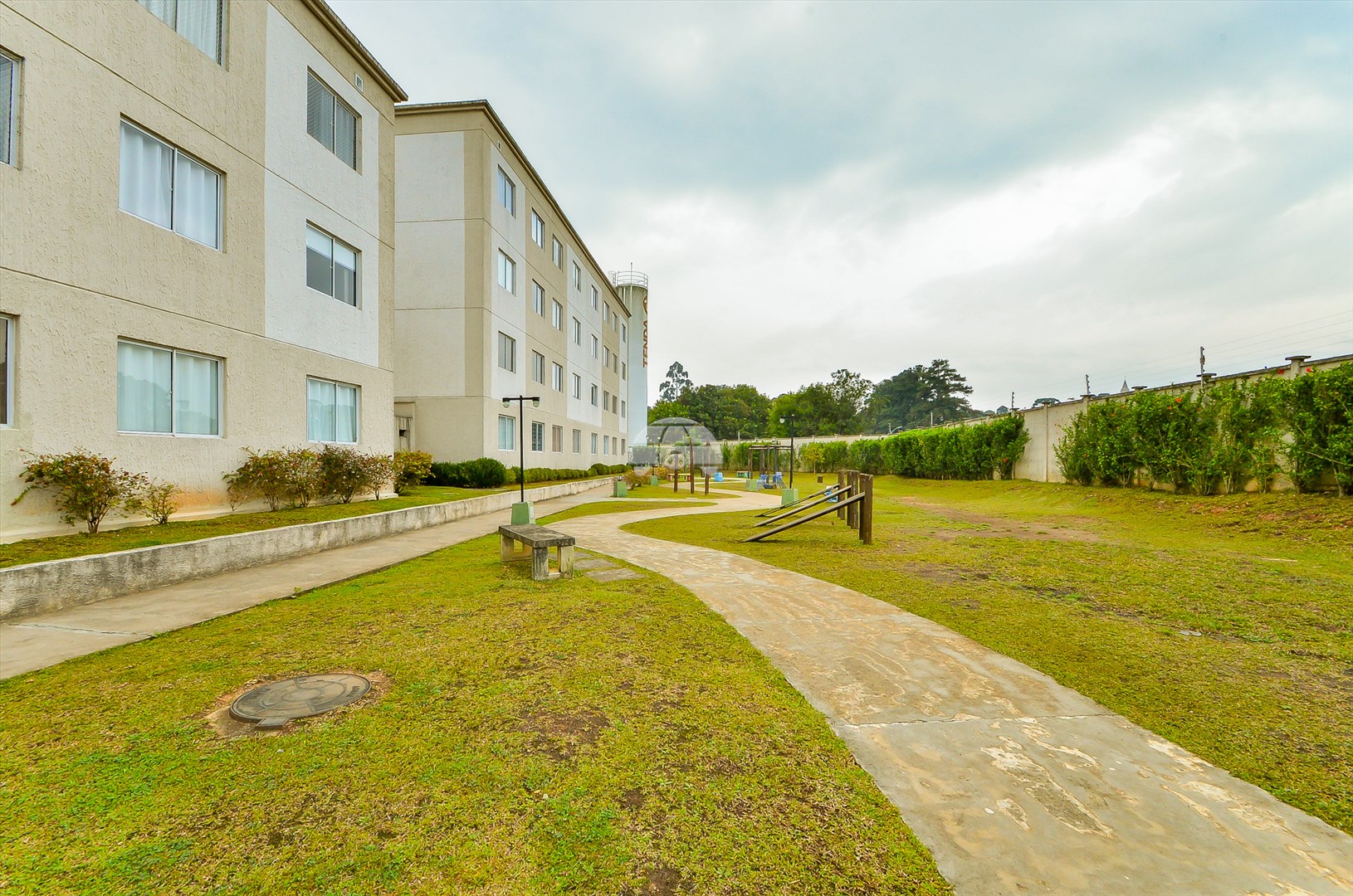 Apartamento à venda em Santa Cândida, Curitiba — GOMES CONSULTOR IMOBILIARIO LTDA.