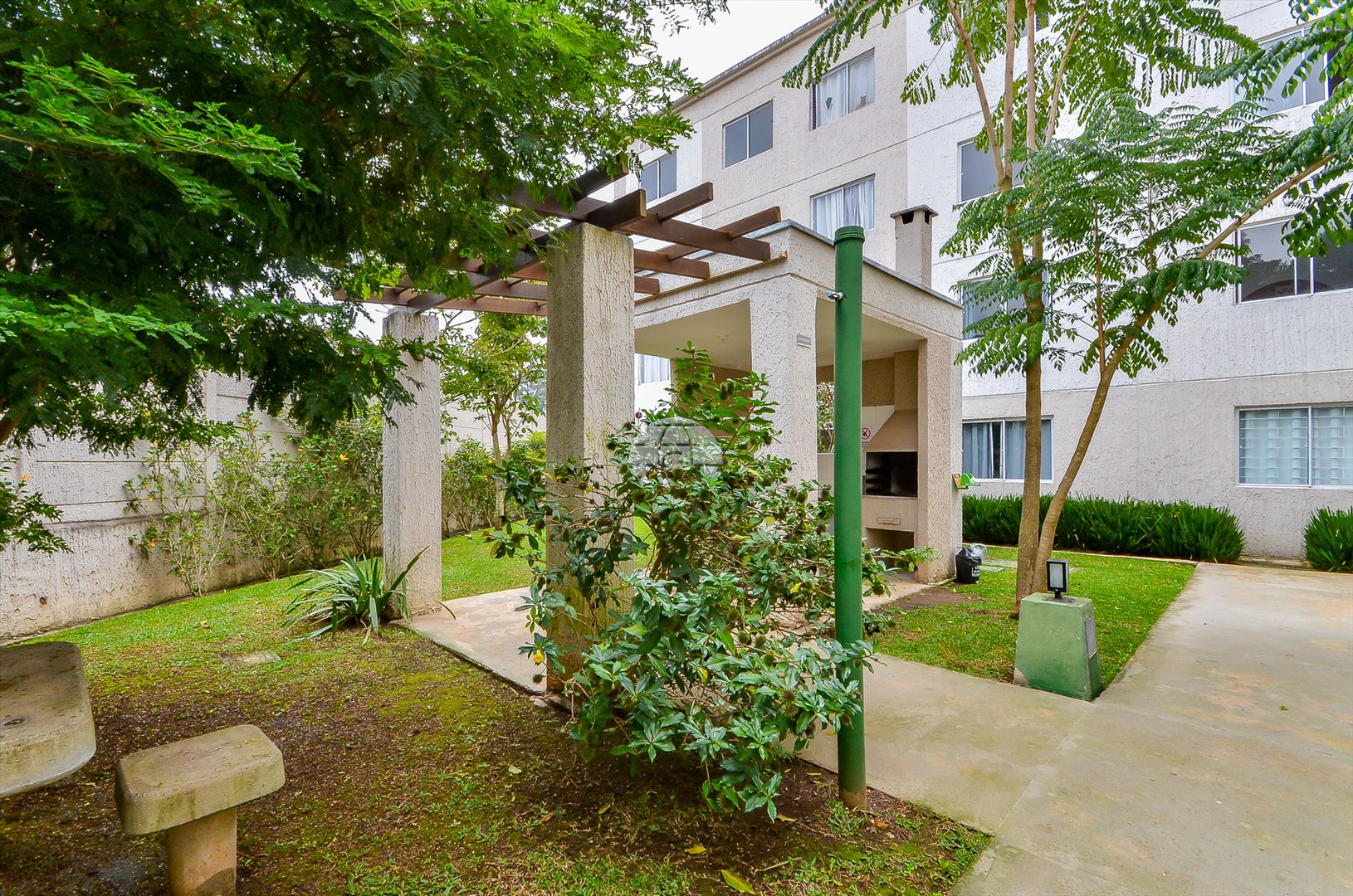 Apartamento à venda em Santa Cândida, Curitiba — GOMES CONSULTOR IMOBILIARIO LTDA.