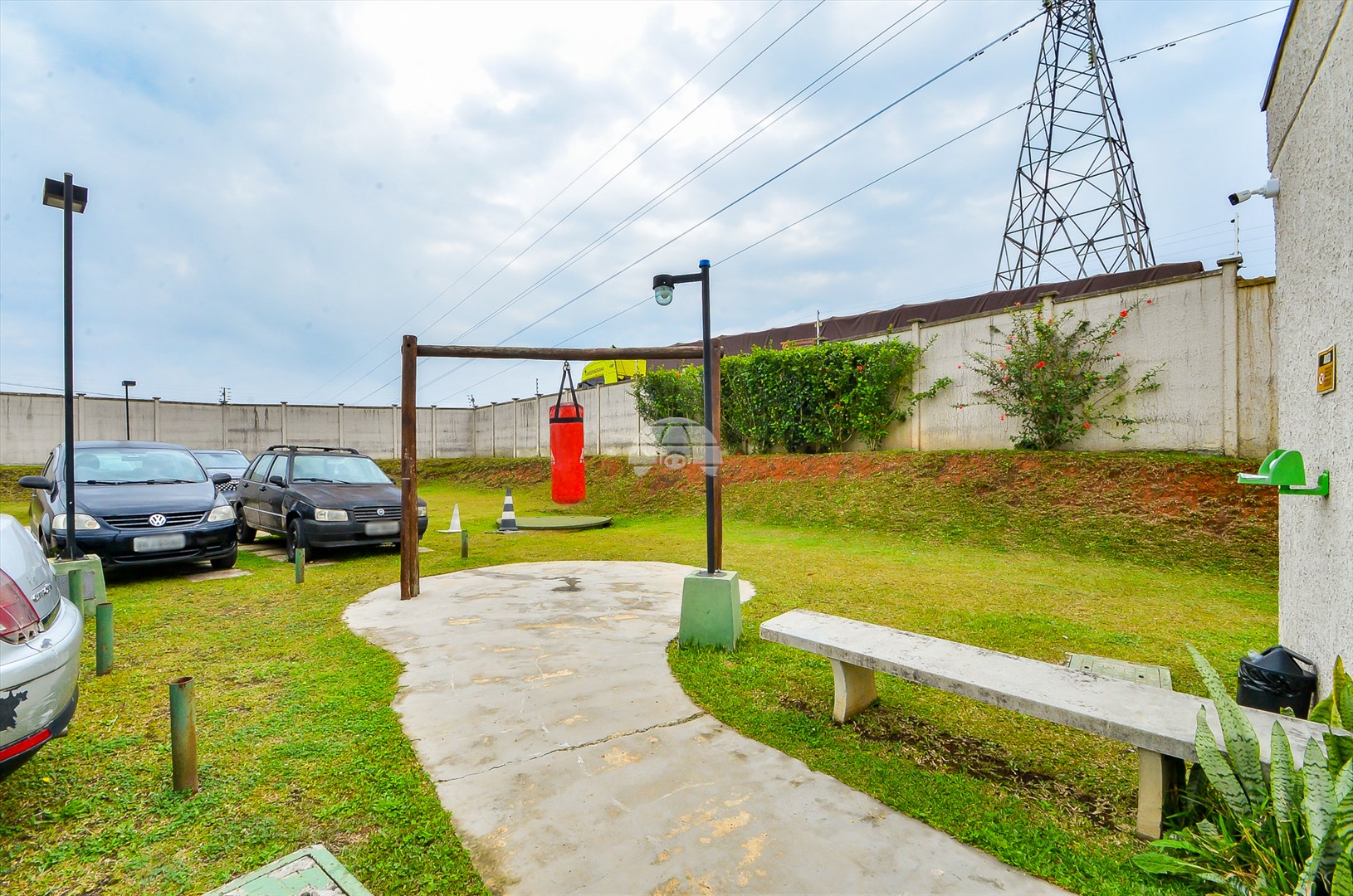 Apartamento à venda em Santa Cândida, Curitiba — GOMES CONSULTOR IMOBILIARIO LTDA.