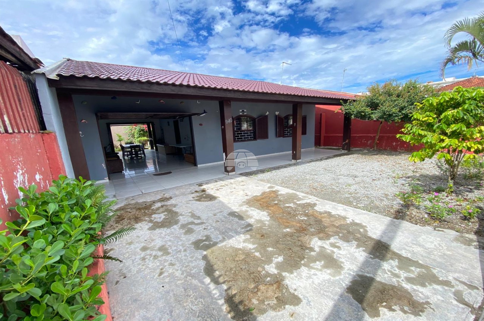 Casa à venda em Betaras, Matinhos — Portal Chave Fácil