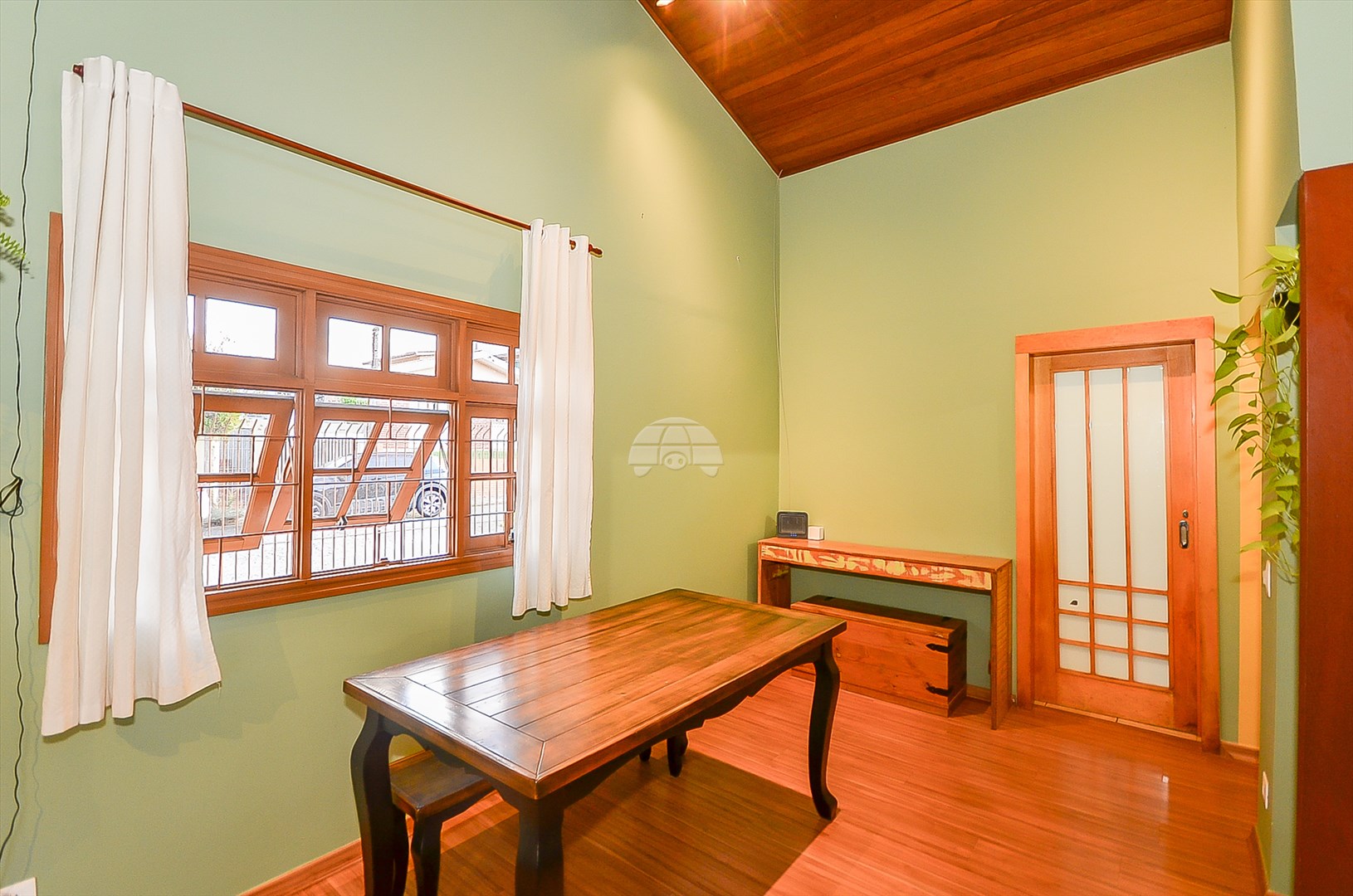Casa Residencial para Venda no Bairro Tarumã ref. 227261 (10 / 10)
