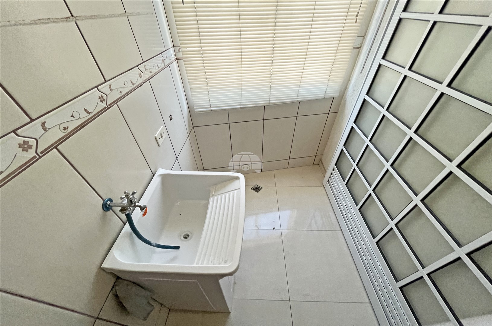Sobrado Comercial para Locação no Bairro Alto Boqueirão ref. 108997 (10 / 10)