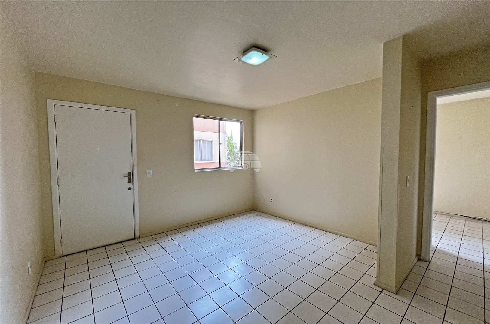 Apartamento para alugar em Sítio Cercado, Curitiba — Portal Chave Fácil
