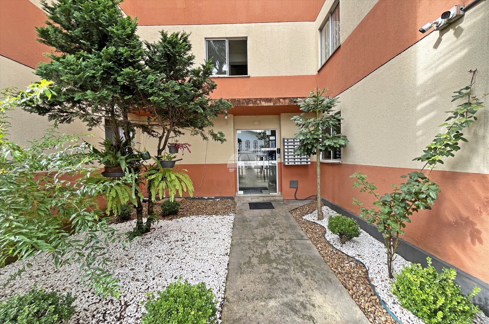 Apartamento para alugar em Sítio Cercado, Curitiba — Portal Chave Fácil