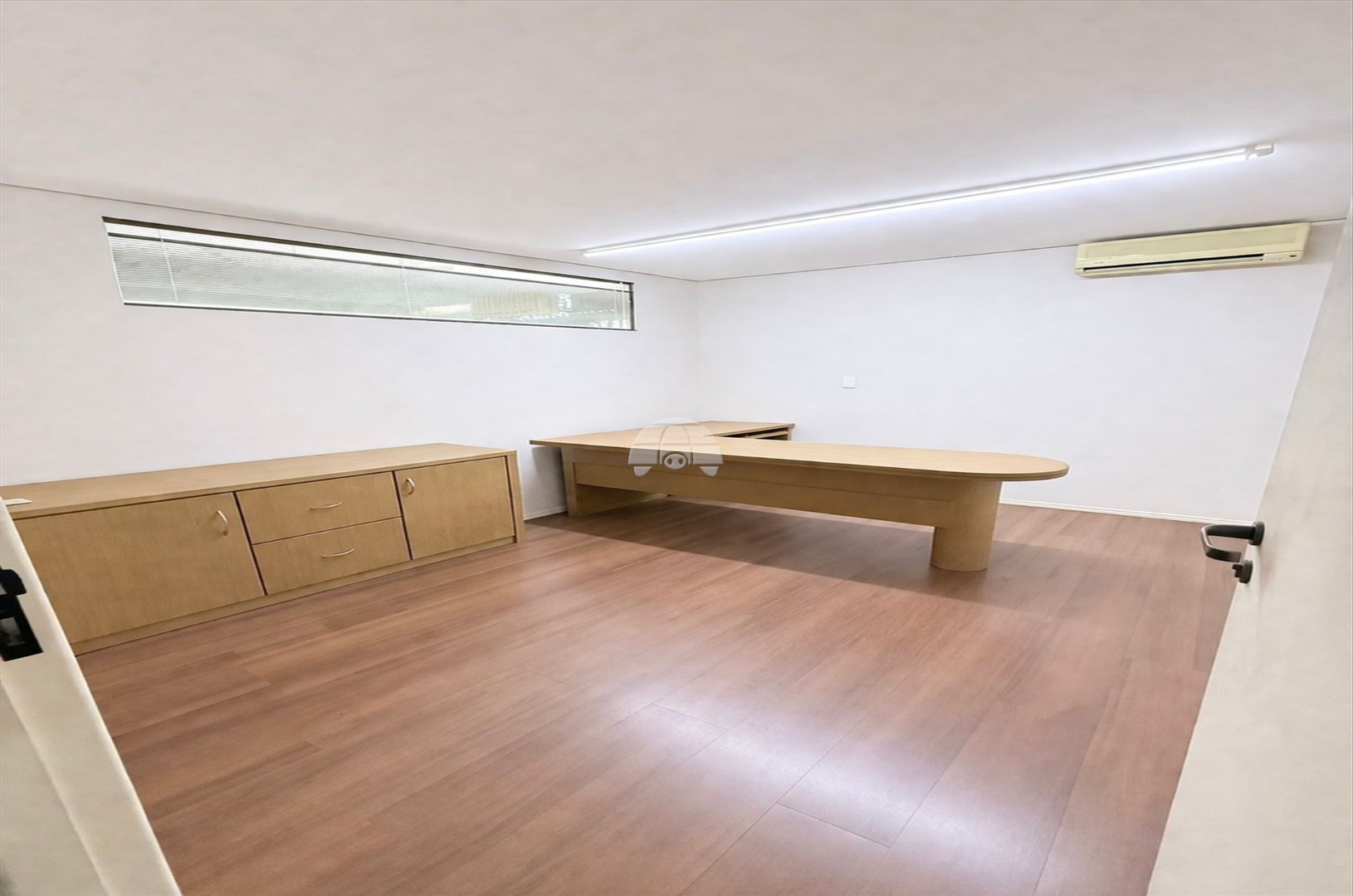 Sala/Conjunto Comercial à venda em Centro, Florianópolis — Portal Chave Fácil
