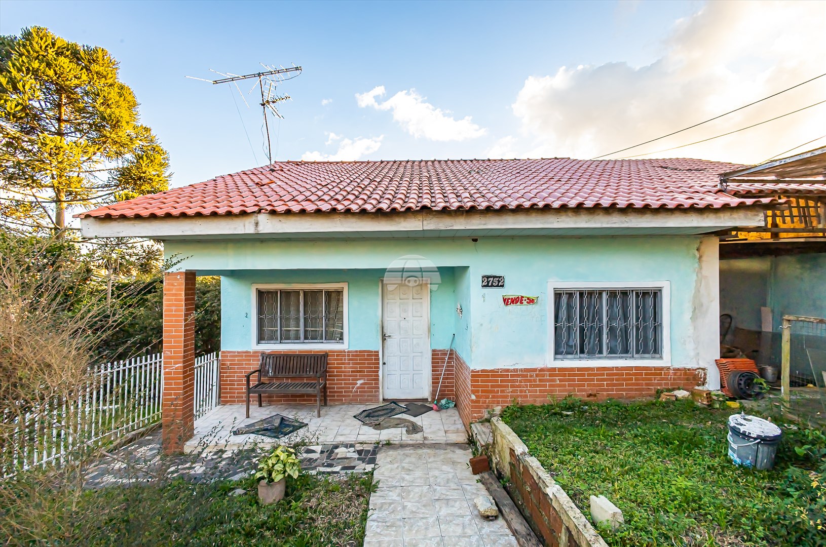 Terreno/Área à venda em Boqueirão, Curitiba — Portal Chave Fácil