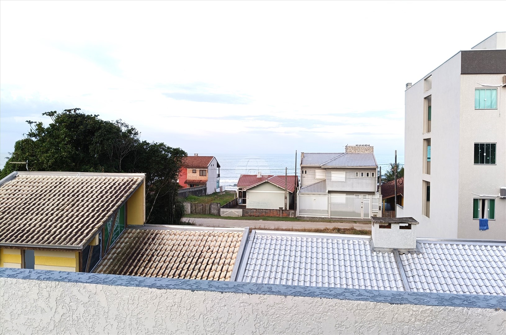Sobrado à venda em Balneário Cambiju, Itapoá — Portal Chave Fácil
