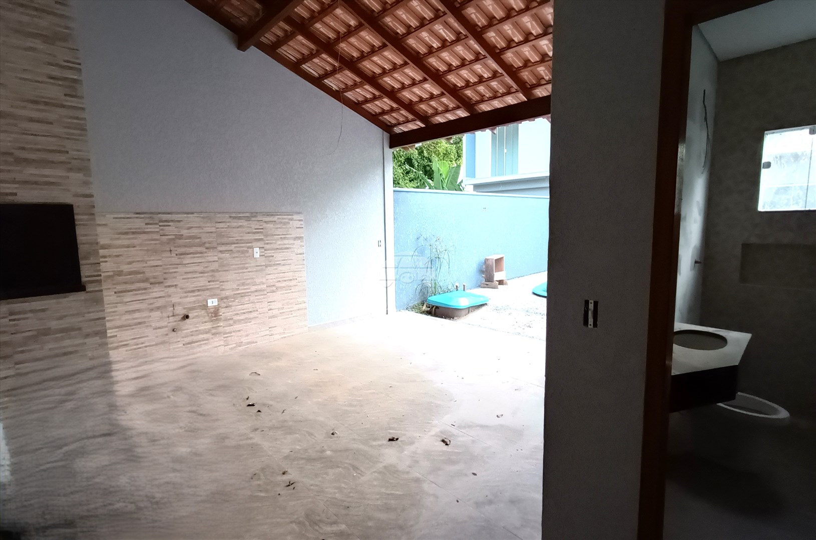 Sobrado à venda em Balneário Cambiju, Itapoá — Portal Chave Fácil