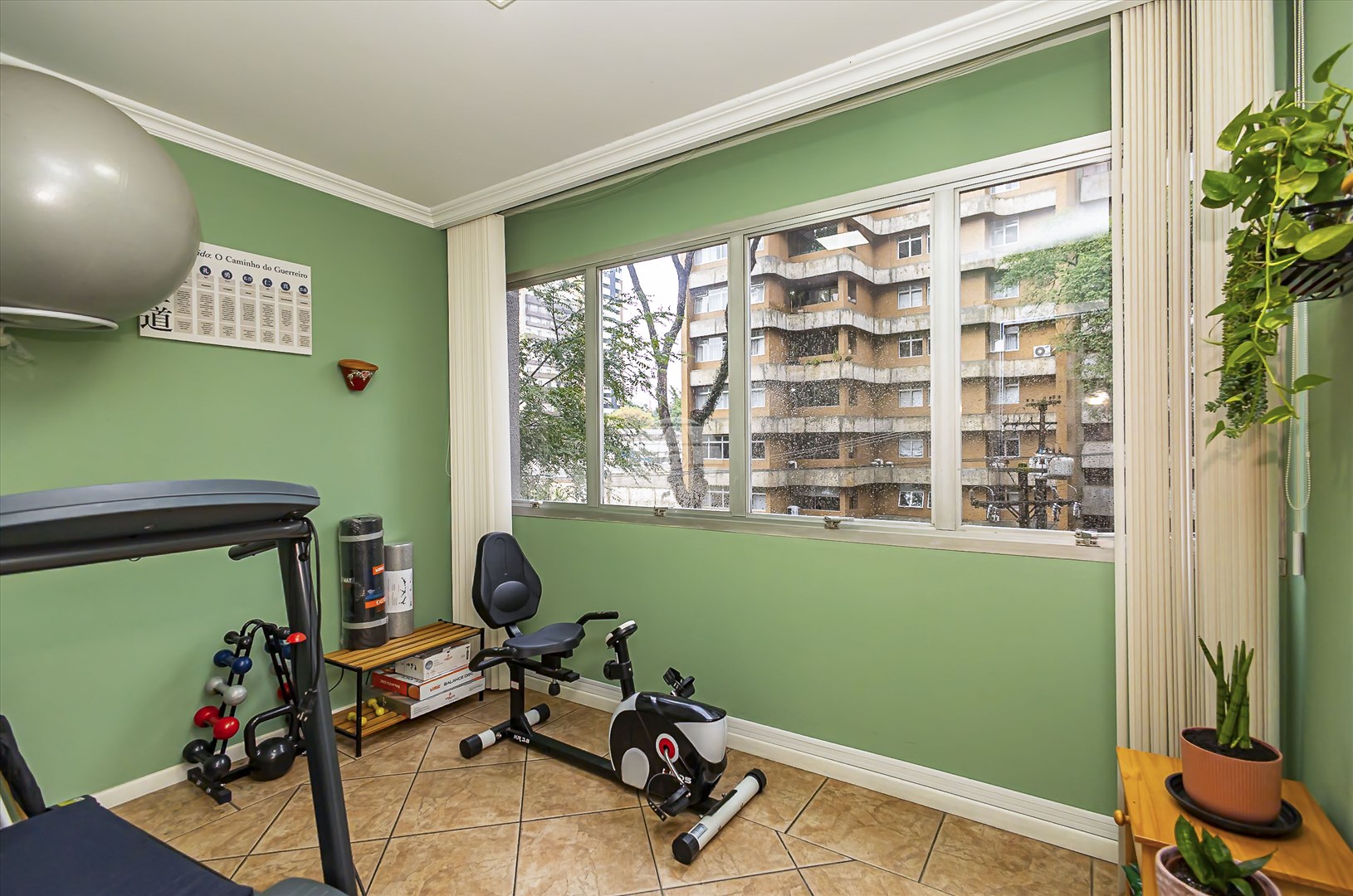 Apartamento à venda em Água Verde, Curitiba — MAFI ADMINISTRADORA DE IMOVEIS LTDA