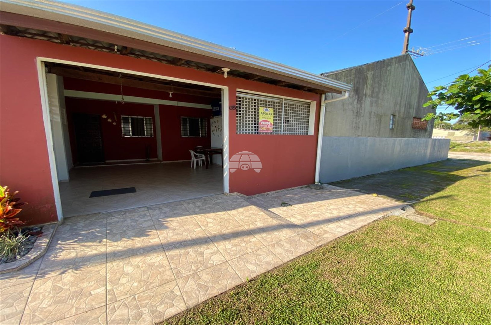 Casa à venda em Ipacarai, Matinhos — Portal Chave Fácil
