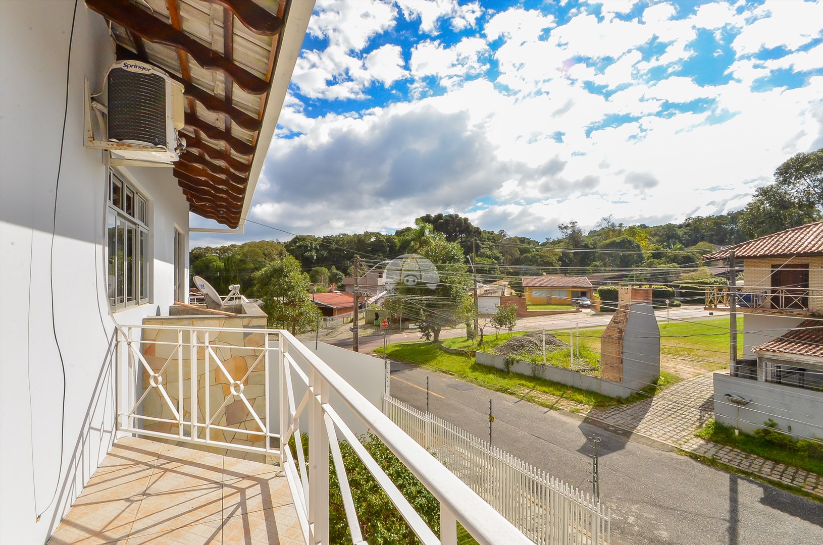 Casa à venda em Barreirinha, Curitiba — TESTE 12342