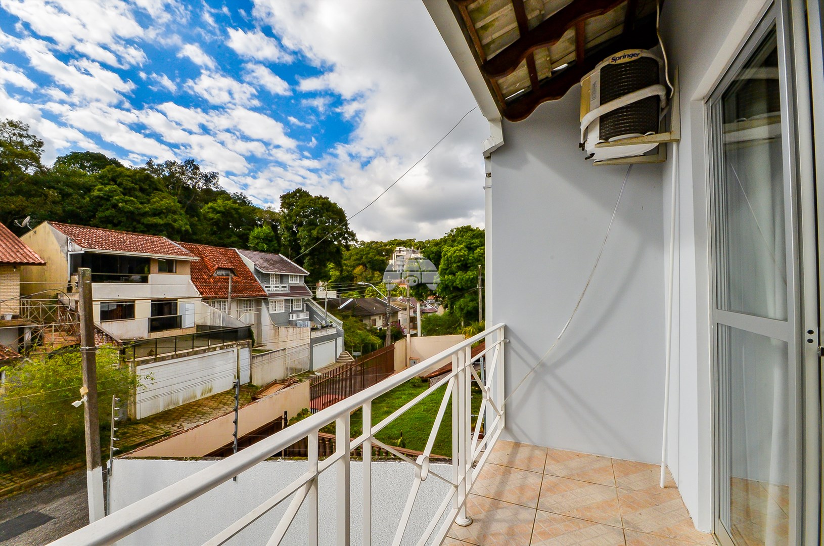 Casa à venda em Barreirinha, Curitiba — TESTE 12342