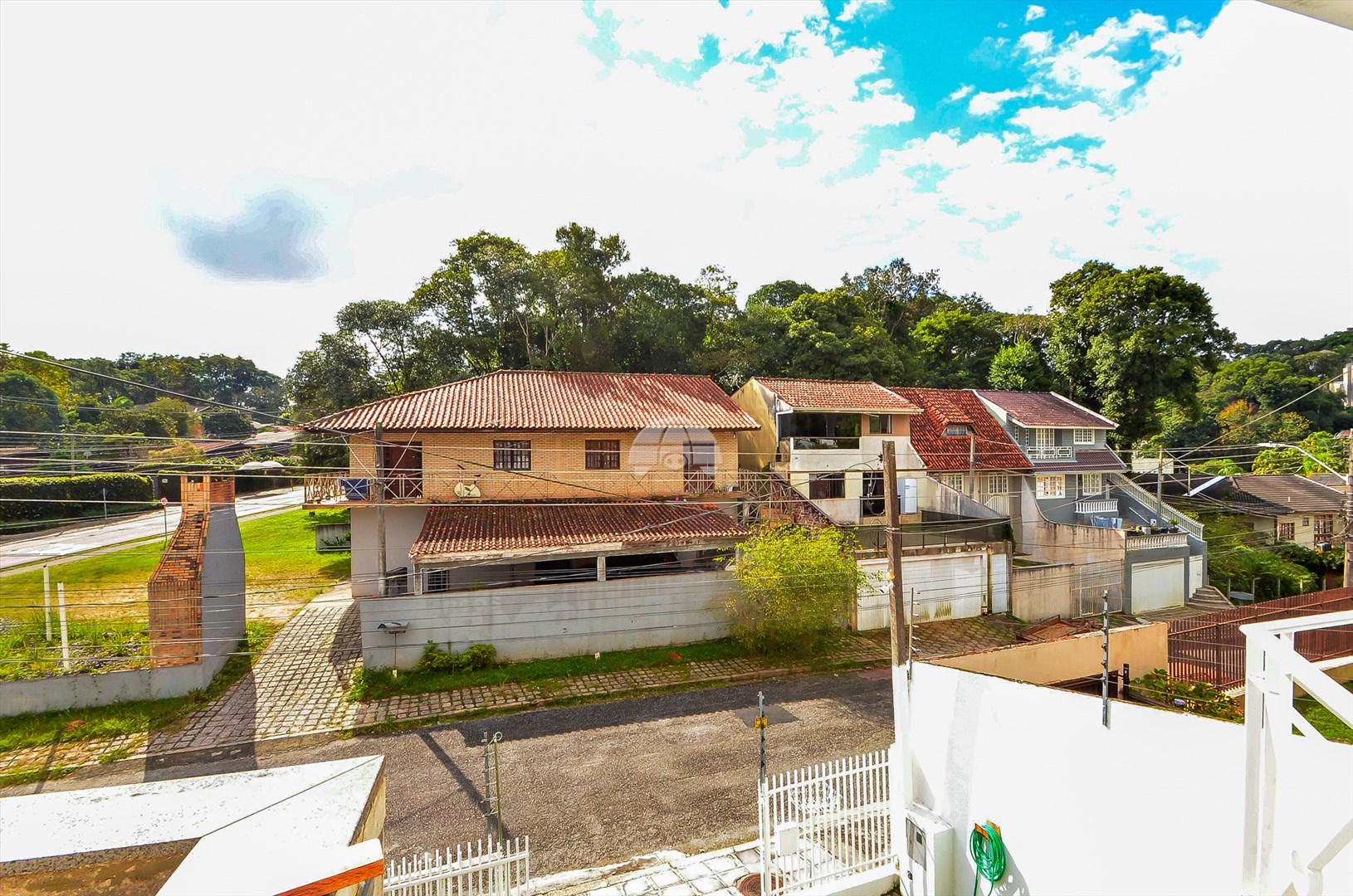 Casa à venda em Barreirinha, Curitiba — TESTE 12342