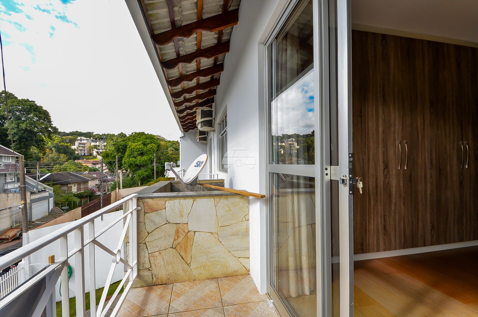 Casa à venda em Barreirinha, Curitiba — TESTE 12342