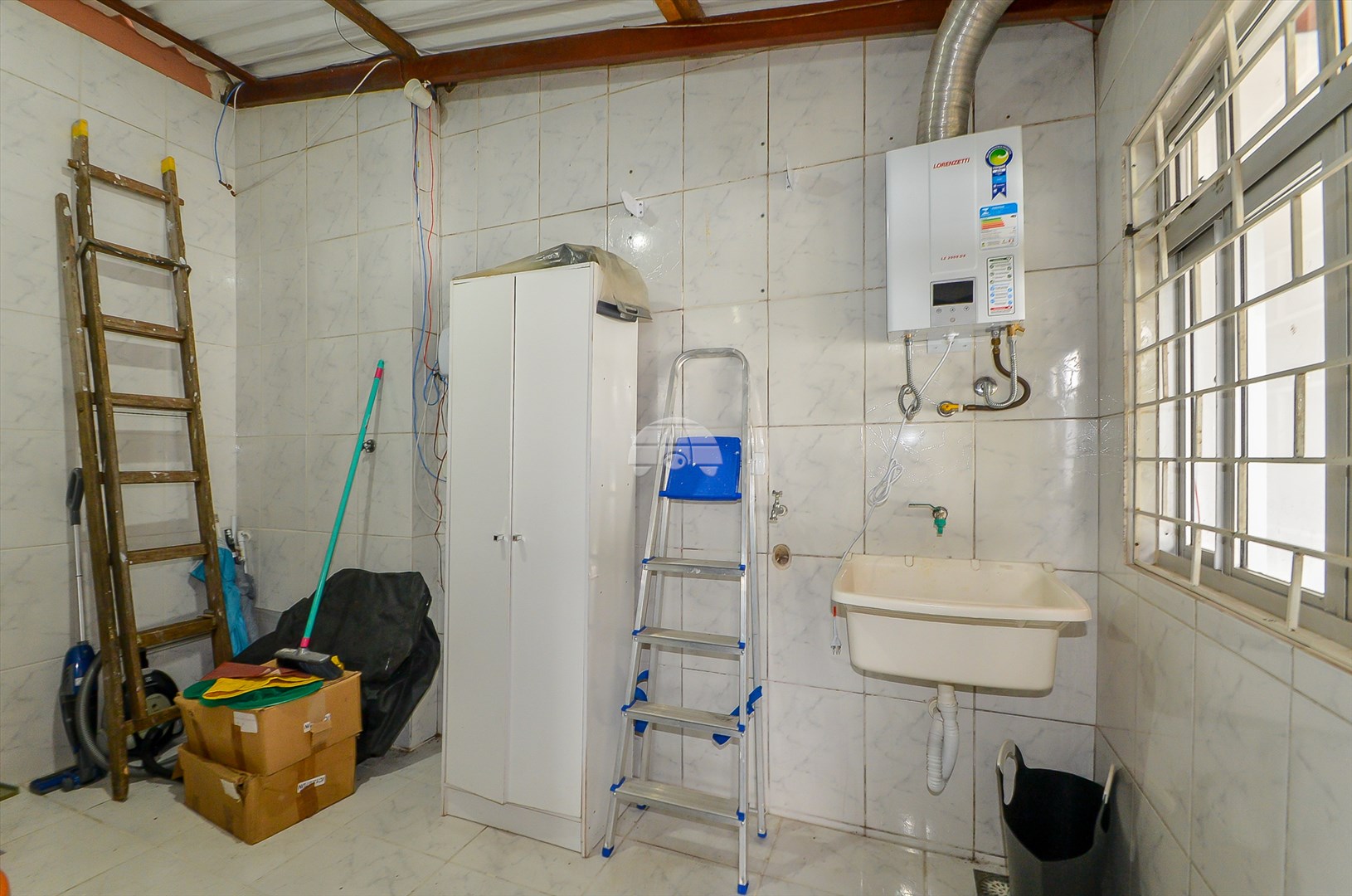Casa à venda em Barreirinha, Curitiba — TESTE 12342