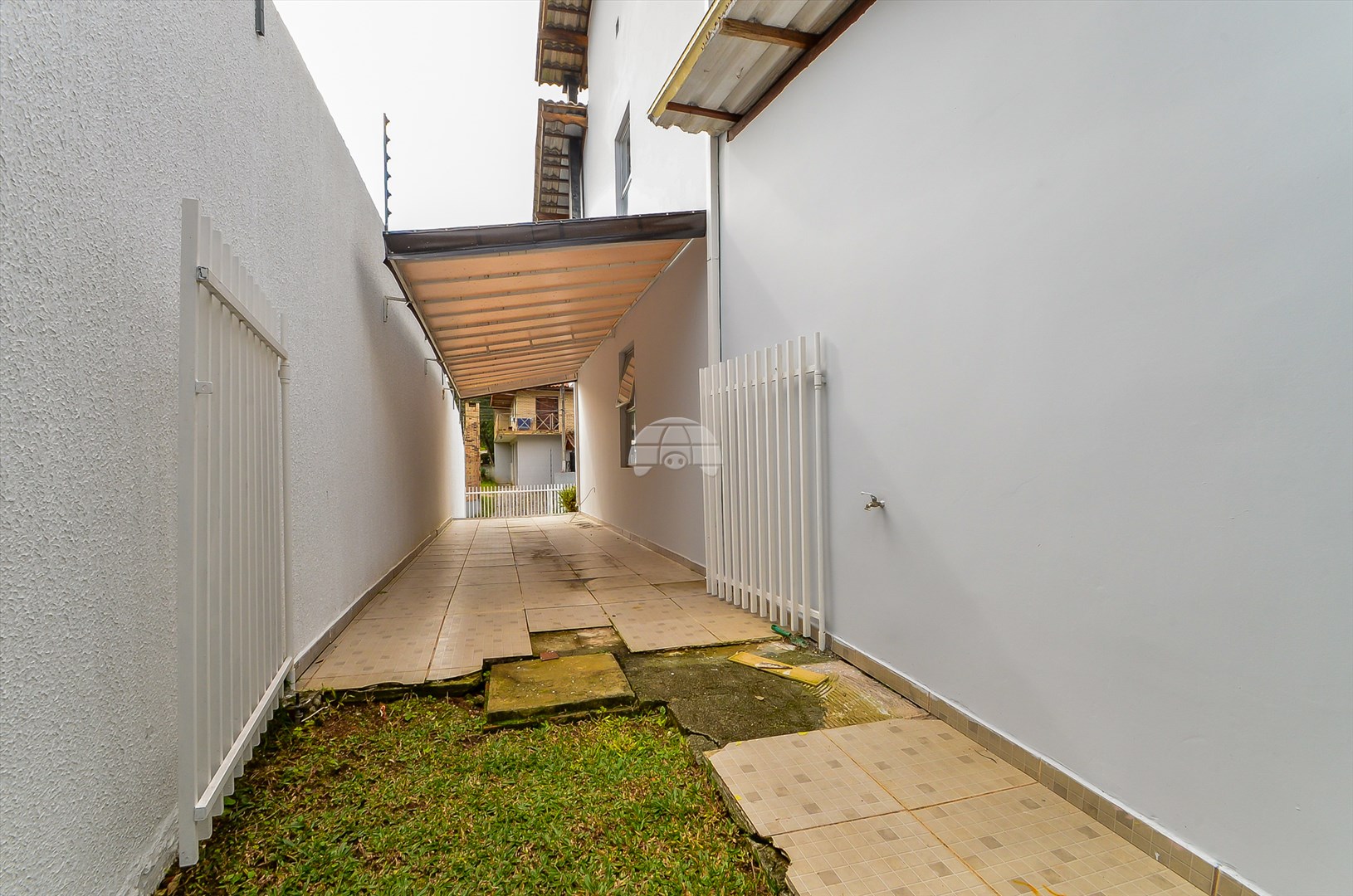 Casa à venda em Barreirinha, Curitiba — TESTE 12342