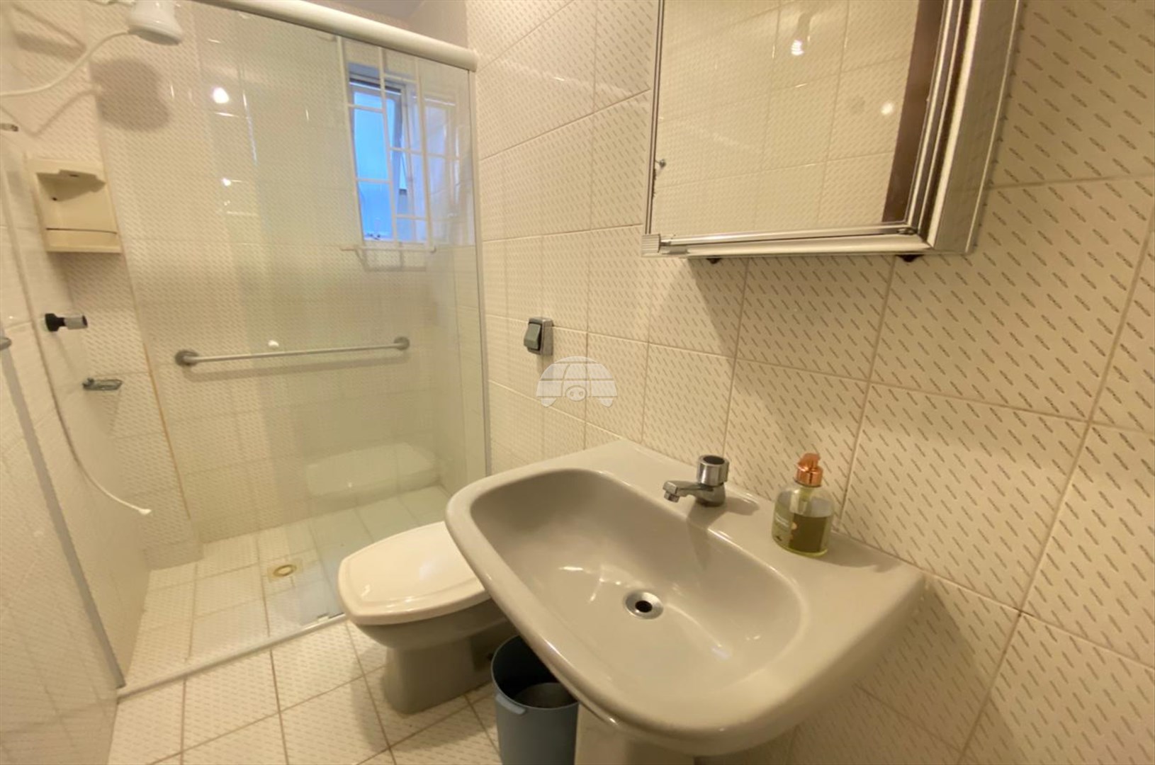 Apartamento à venda em Caioba, Matinhos — Imobiliária Andrade