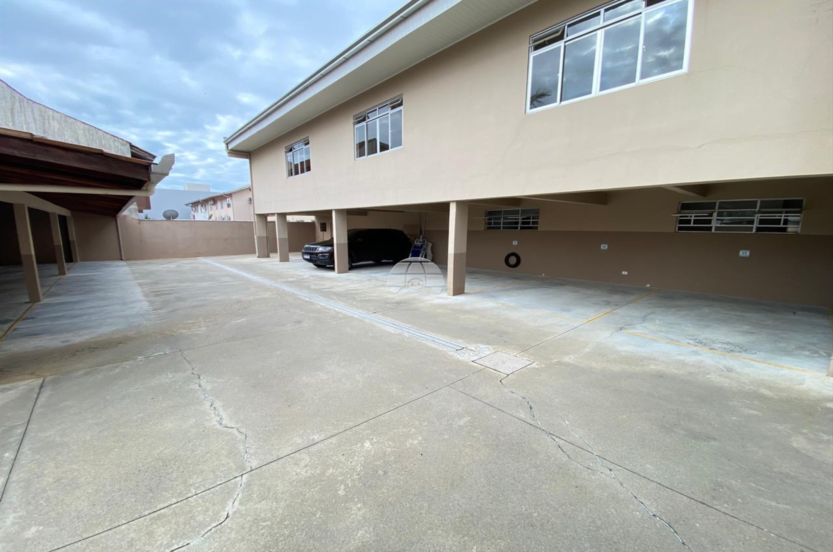 Apartamento à venda em Caioba, Matinhos — Portal Chave Fácil