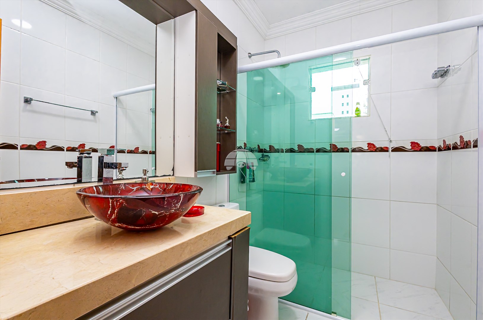 Casa à venda em Água Verde, Curitiba — Kondor Imóveis: Imobiliária em Curitiba | Uma imobiliária pra você