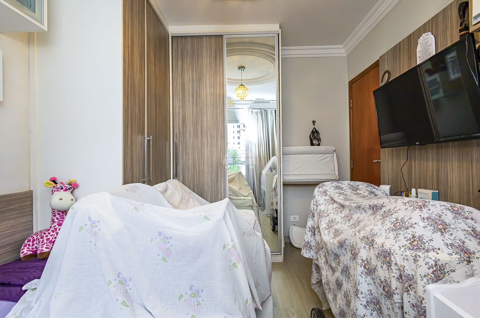 Casa à venda em Água Verde, Curitiba — Kondor Imóveis: Imobiliária em Curitiba | Uma imobiliária pra você
